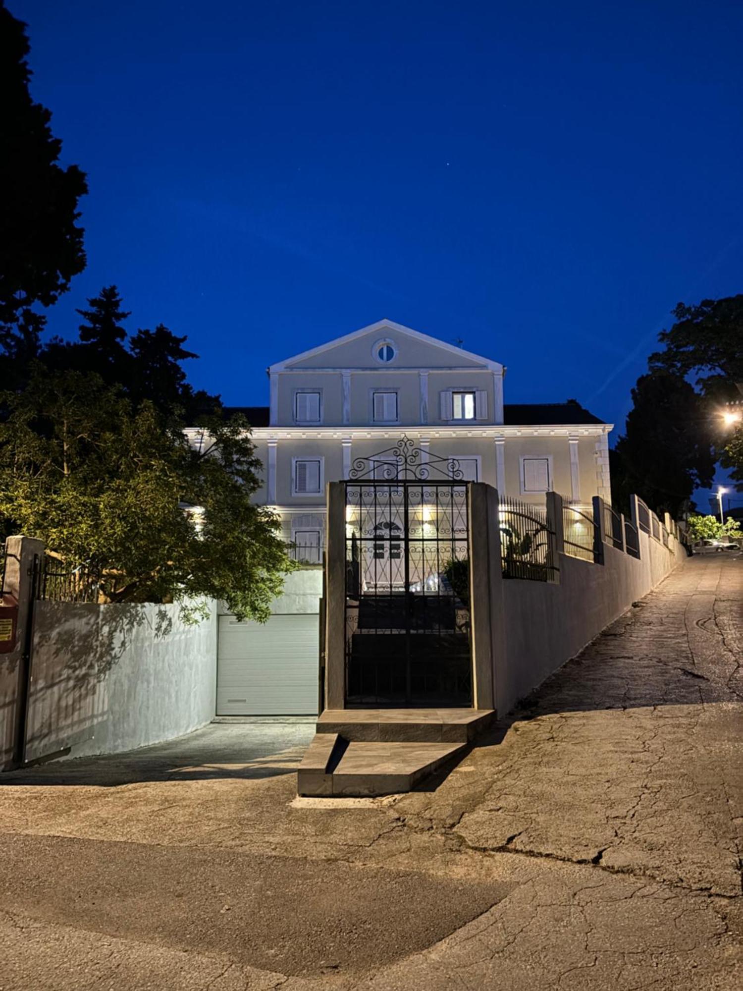 Captain' S Villa Boutique Hotel Veli Losinj Ngoại thất bức ảnh